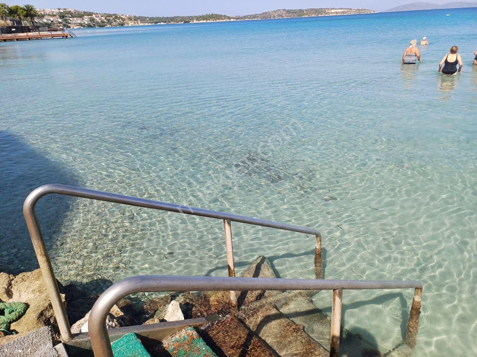 Boyalık Yaz Ayları Denize Sıfır Özel Plajlı Sitede Dubleks 2+1 - Görsel 9