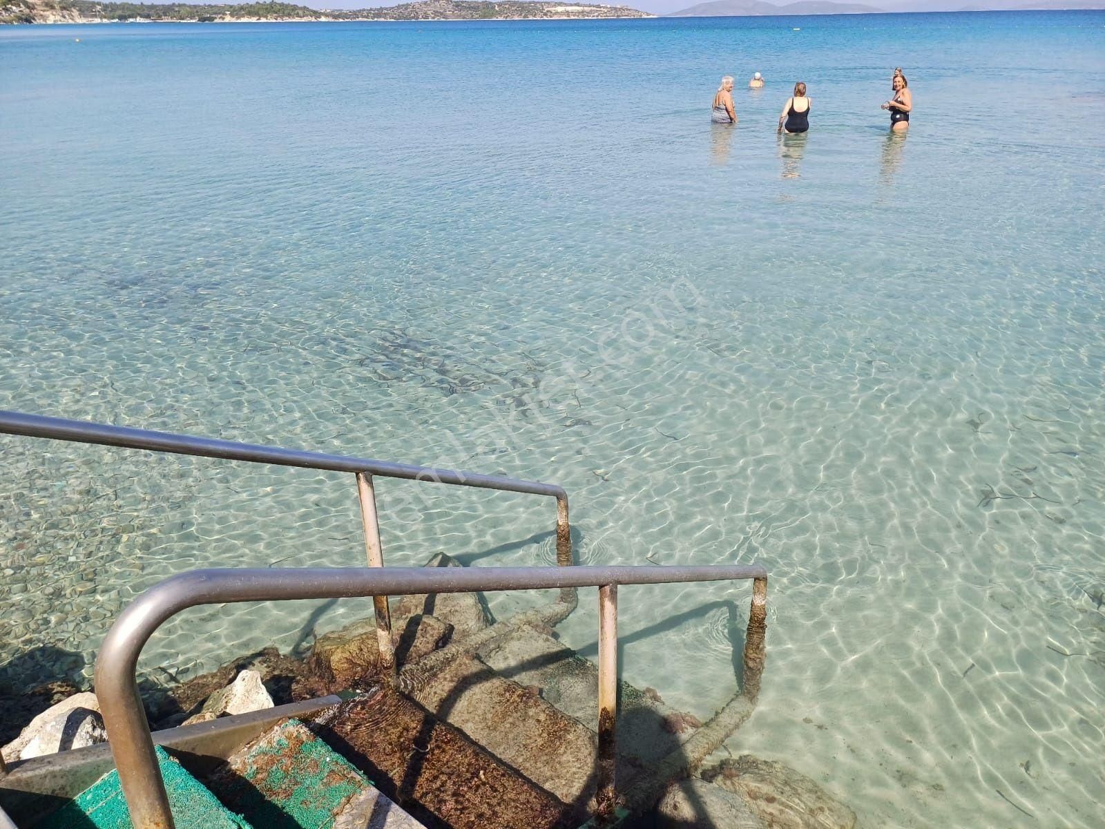 Boyalık Yaz Ayları Denize Sıfır Özel Plajlı Sitede Dubleks 2+1 - Görsel 8