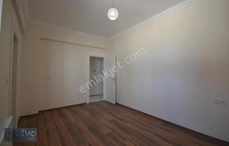 Emlakçıdan Gaziantep Şehitkamil Beykent Mahallesi 3+1 Satılık Daire 1