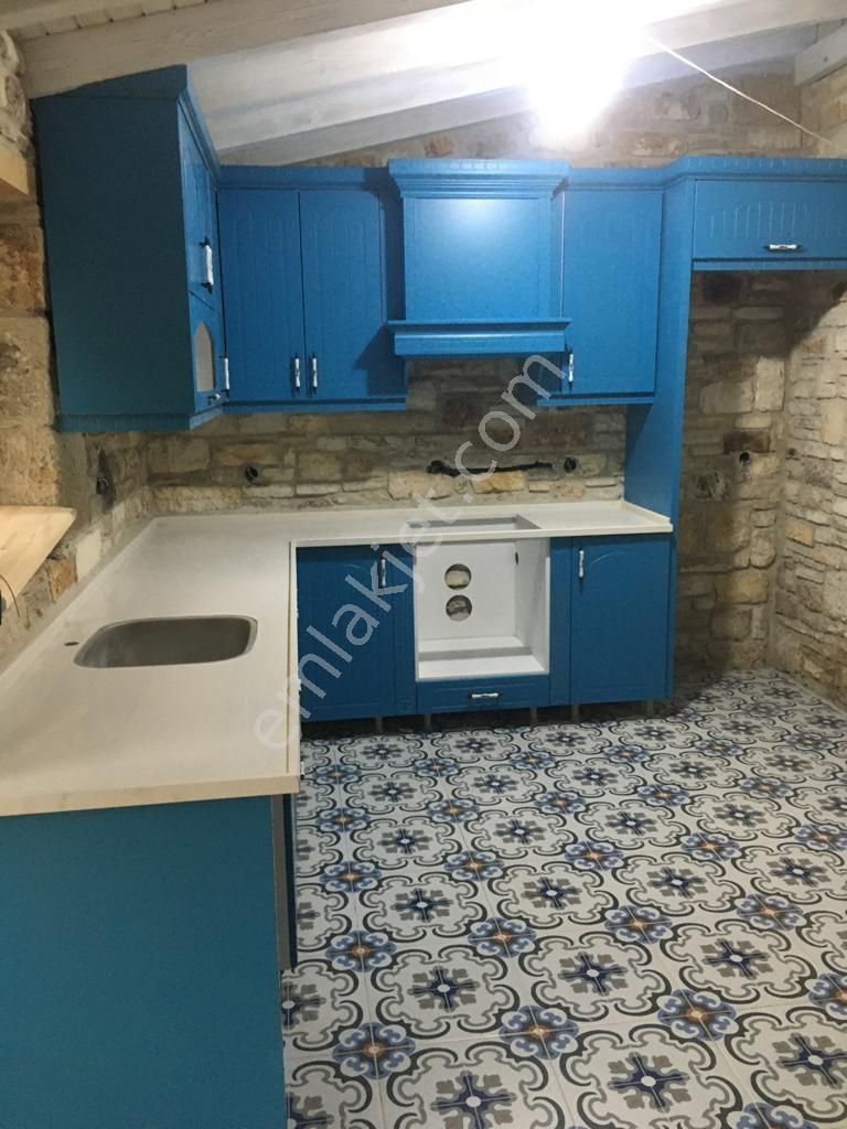 Yeni Foça'da Tamamı Orijinal Taş Satılık Villa 20.000.000tl - Görsel 11