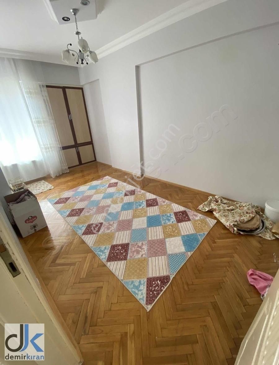 Emlakçıdan Gaziantep Şehitkamil Güvenevler Mahallesi 4+1 Satılık Daire