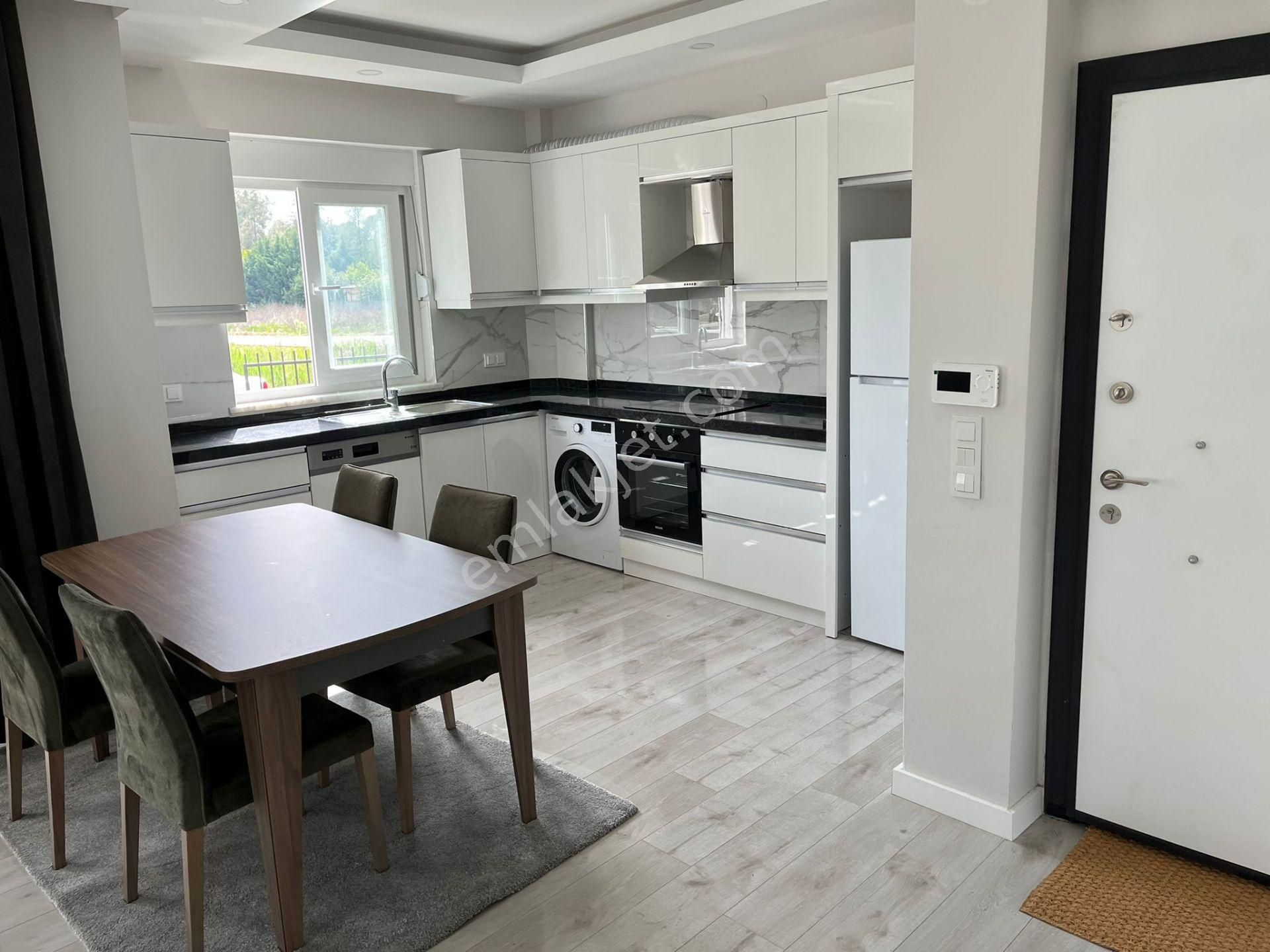 Emlakçıdan Antalya Serik Belek Mahallesi 2+1 Kiralık Daire 10.000 TL