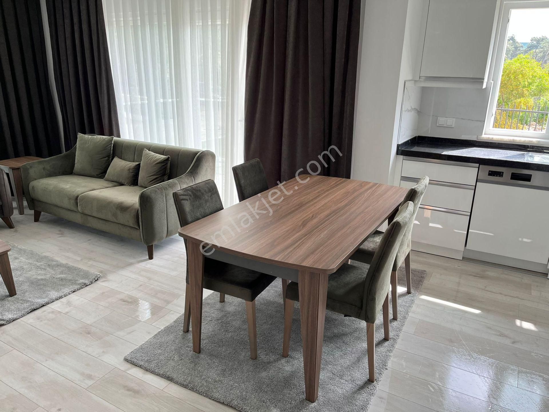 Emlakçıdan Antalya Serik Belek Mahallesi 2+1 Kiralık Daire 10.000 TL