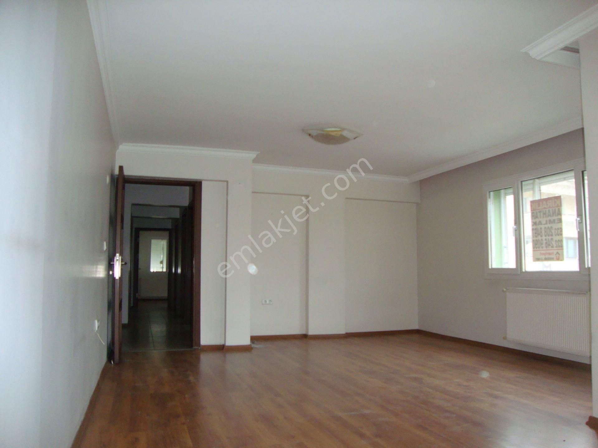 Emlakçıdan İzmir Karabağlar Basın Sitesi Mahallesi 3+1 Kiralık Daire 4