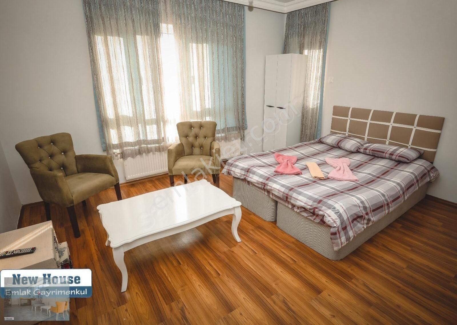 Turgut Özal Mahallesinde Günlük Kiralık Güvenlikli Temiz Daire