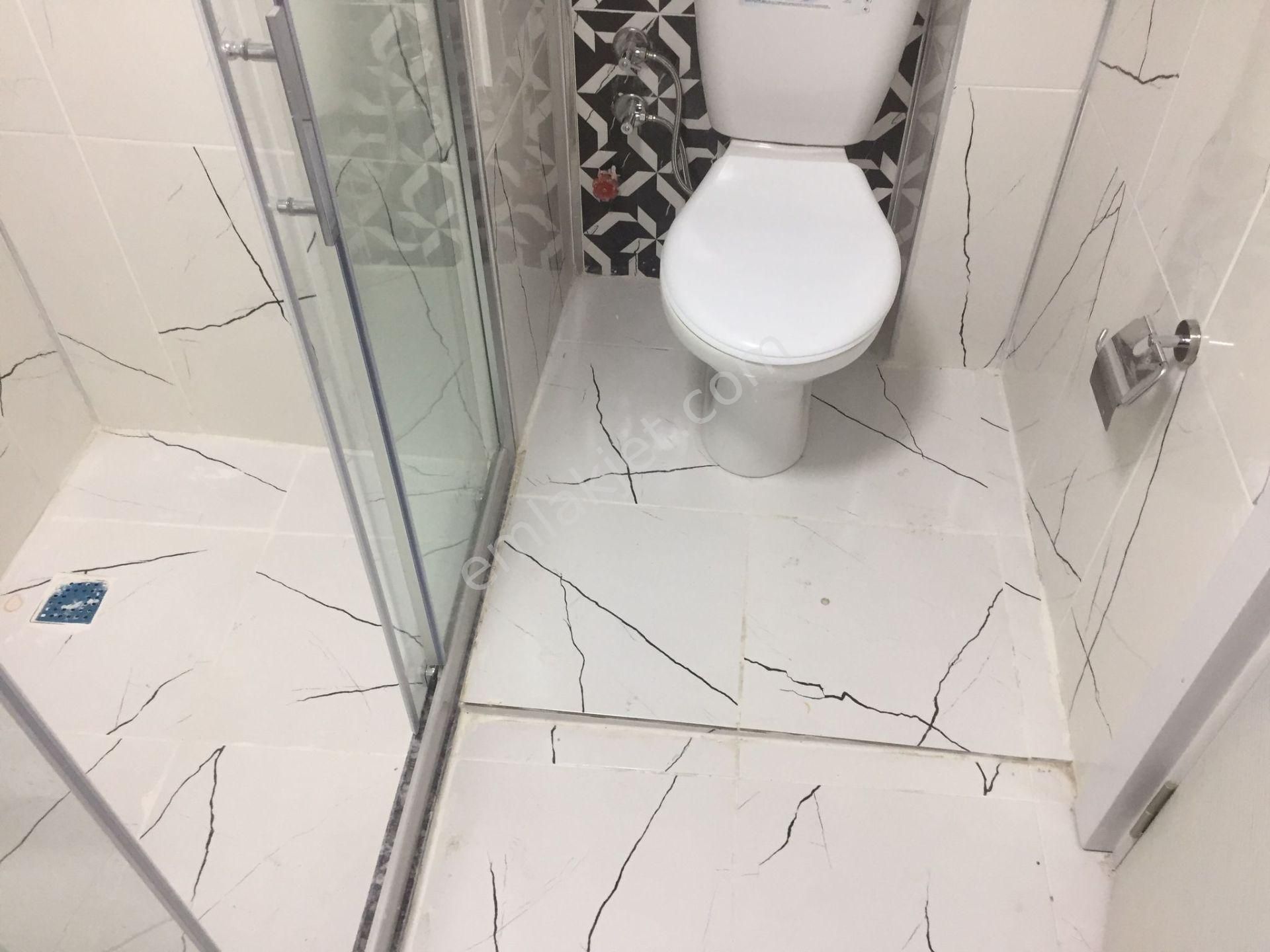 Emlakçıdan İzmir Karabağlar Arap Hasan Mahallesi 3+1 Kiralık Daire 6