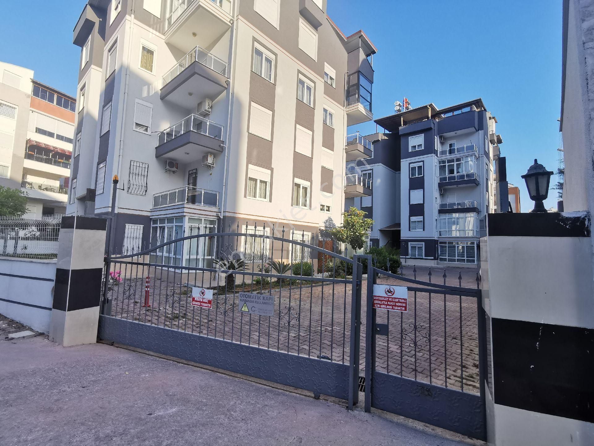 Uncalı Mahallesinde 6+1 Satılık Dubleks Daire En Güzel Konum - Görsel 26