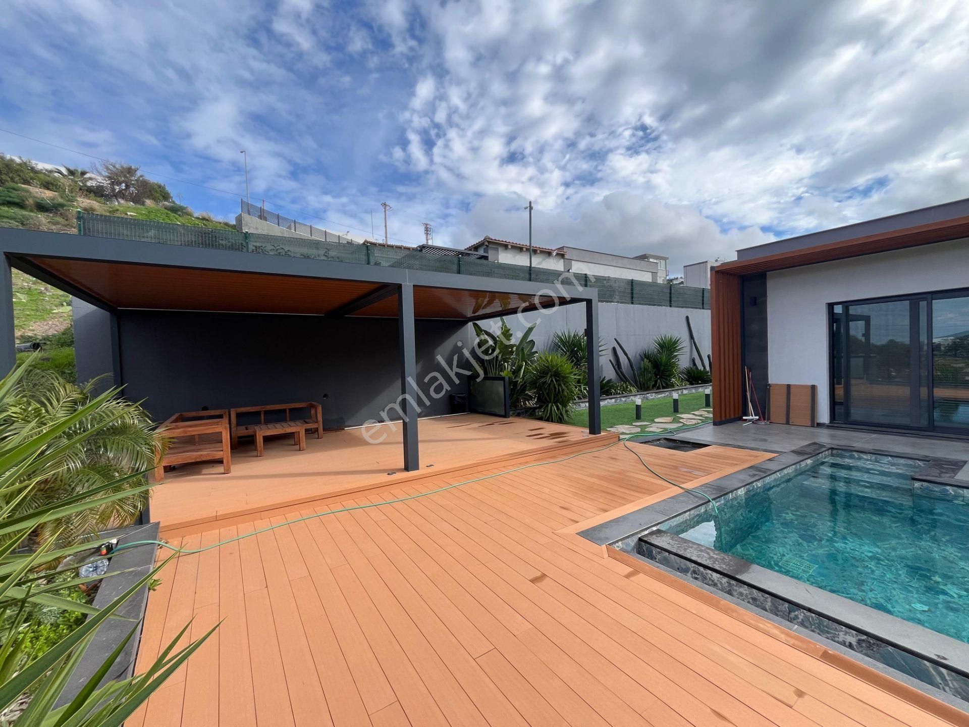 Gümüşlük'te Satılık Deniz Manzaralı Havuzlu Müstakil Villa - Görsel 5