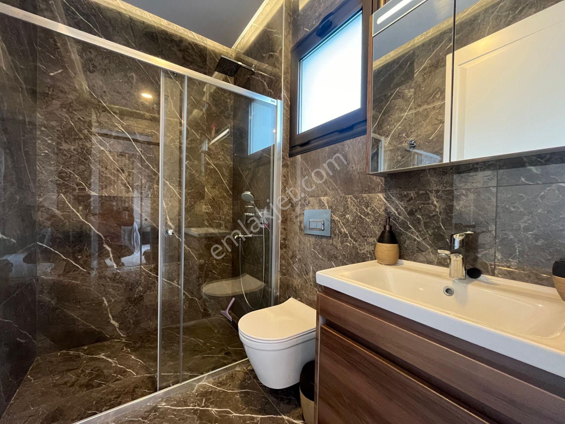 Gümüşlük'te Satılık Deniz Manzaralı Havuzlu Müstakil Villa - Görsel 22