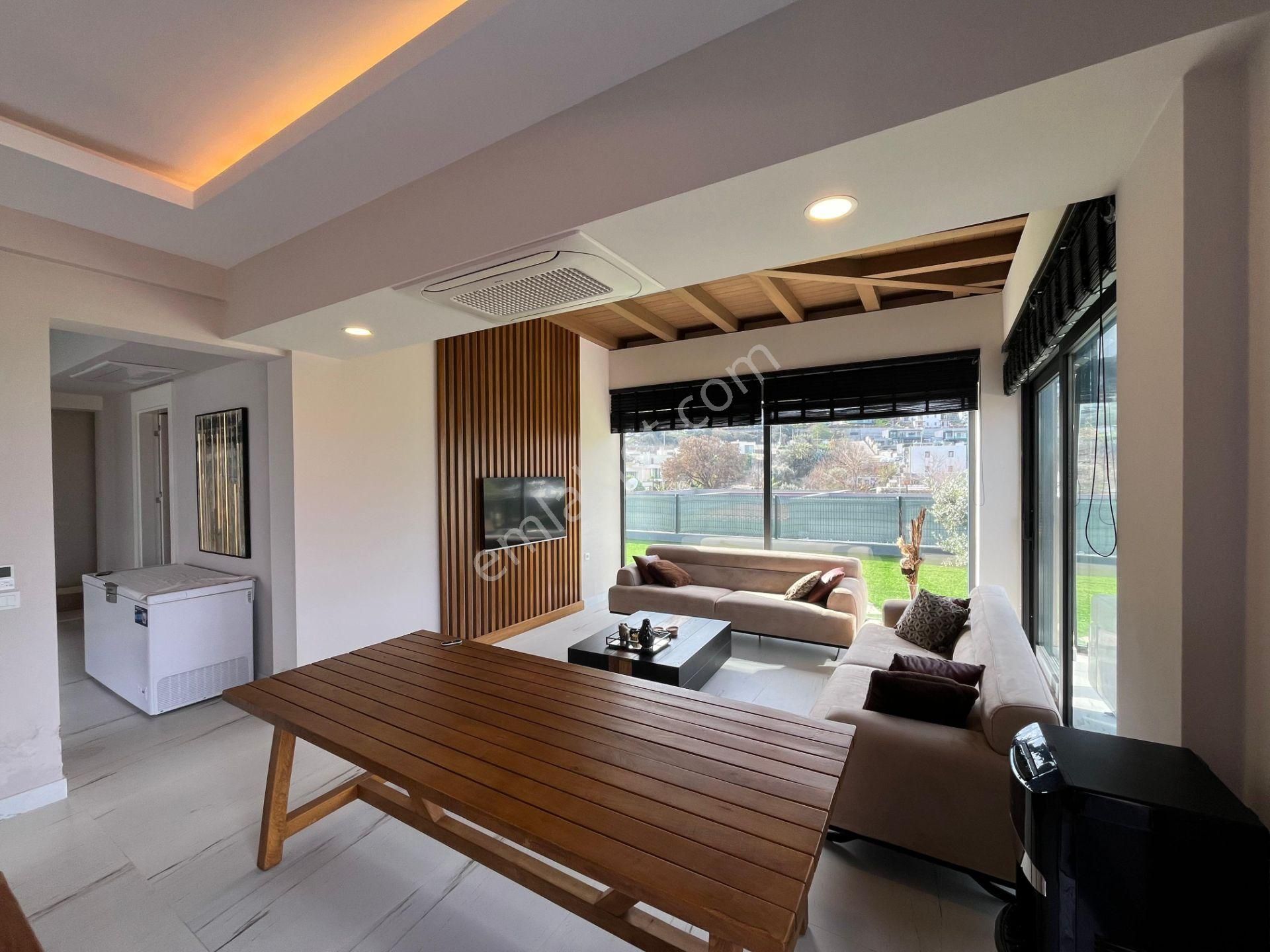 Gümüşlük'te Satılık Deniz Manzaralı Havuzlu Müstakil Villa - Görsel 15