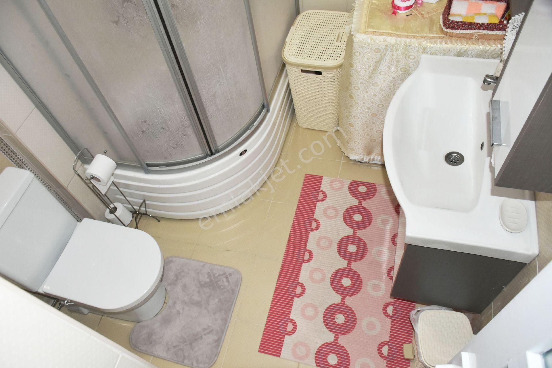 E5 Üzeri Deniz Manzaralı Bahçeli 4 Katlı Komple Satılık Bina - Görsel 16