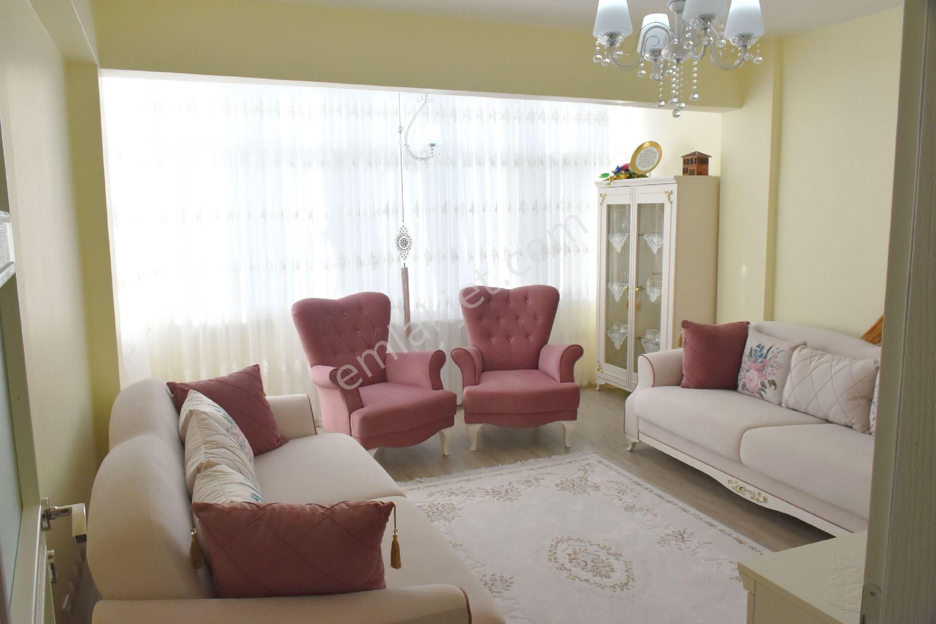 E5 Üzeri Deniz Manzaralı Bahçeli 4 Katlı Komple Satılık Bina - Görsel 5