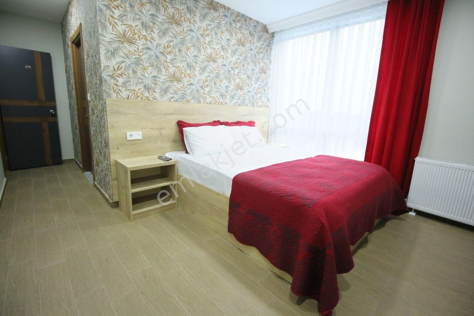 Emlakçıdan İstanbul Gaziosmanpaşa Karadeniz Mahallesi 1+1 Günlük