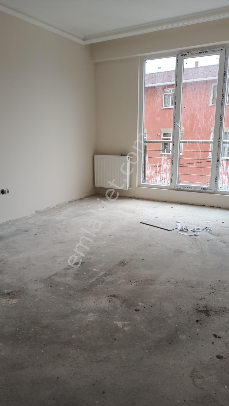Emlakçıdan İstanbul Kartal Cumhuriyet Mahallesi 2+1 Kiralık Daire 7.000