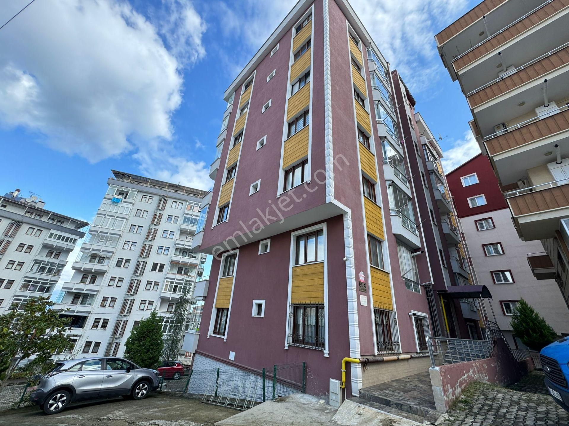 Akçaabat Söğütlü Satılık Daire Trabzon Akçaabat Söğütlü 5+2 Ayrı Girişli 250 M2 Satılık Dubleks Daire