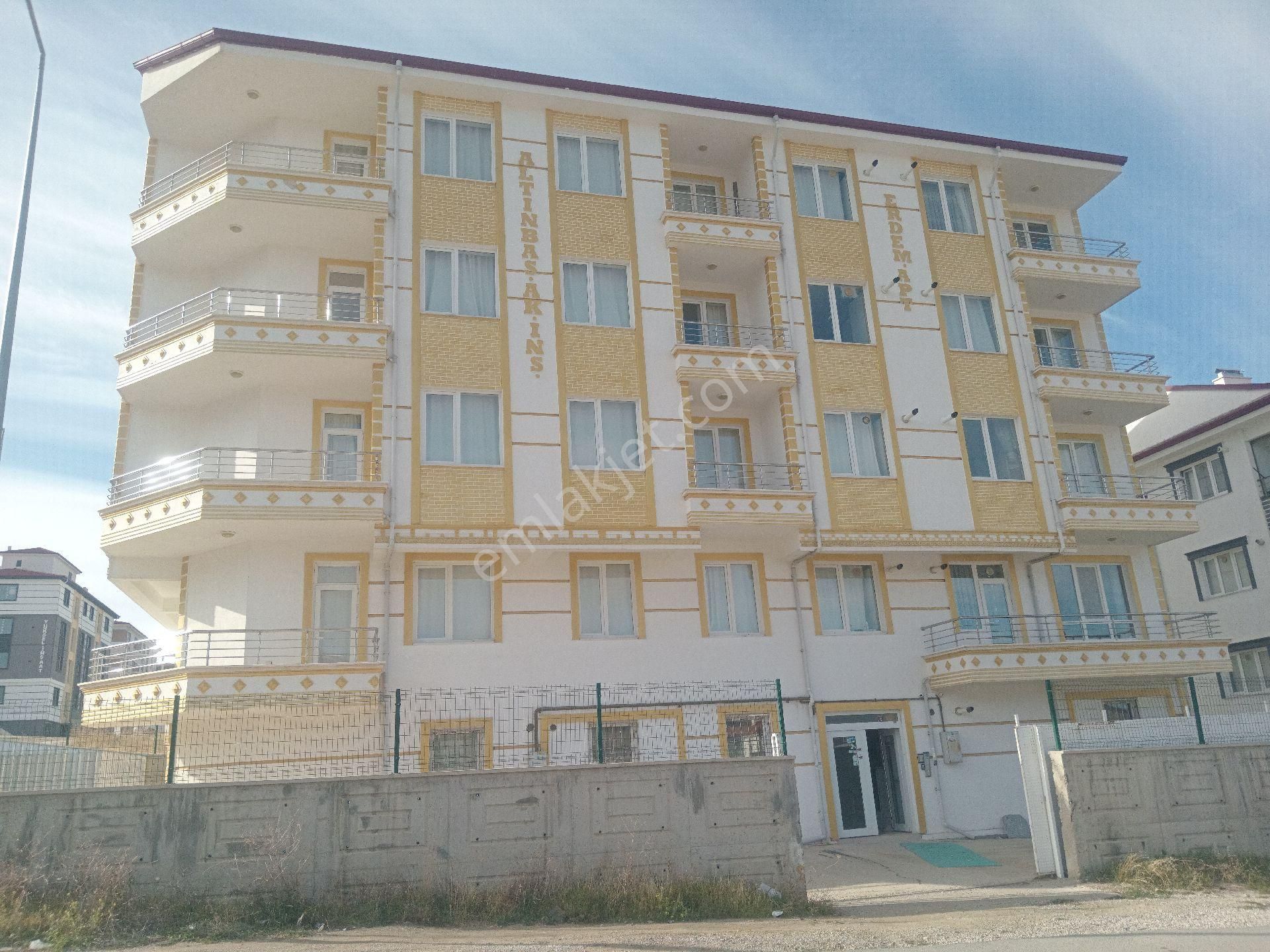 Yozgat Merkez Çapanoğlu Kiralık Residence ÇAPANOĞLU MAHALLESİNDE EŞYALI KİRALIK 3+1 DAİRE