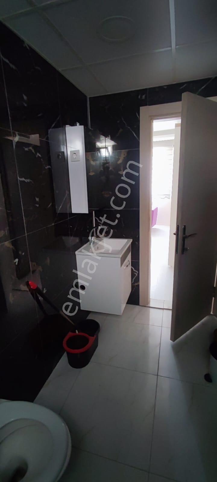 Özsoy Emlak Edirne'den Erasta Arkası 1+1 Eşyalı Kiralık Daire - Görsel 11