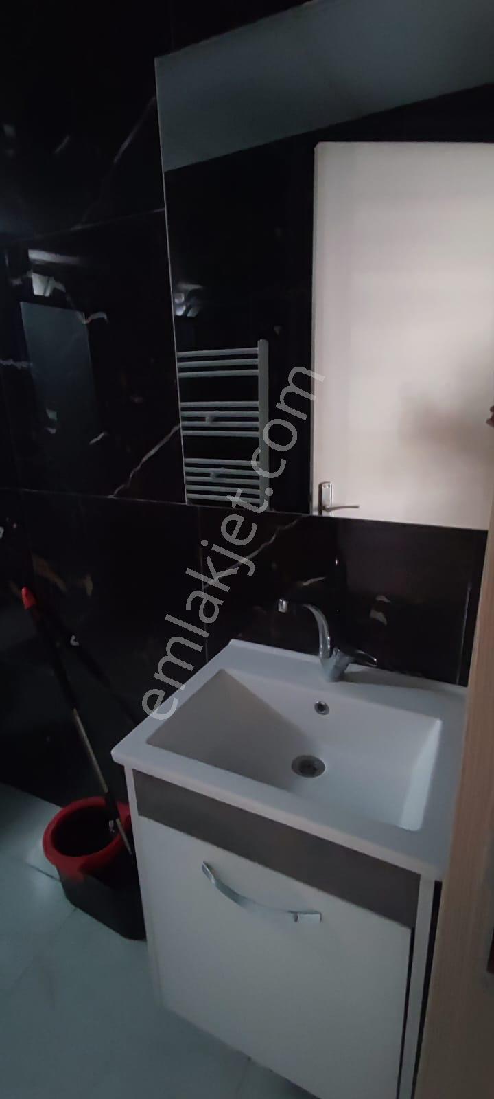 Özsoy Emlak Edirne'den Erasta Arkası 1+1 Eşyalı Kiralık Daire - Görsel 10