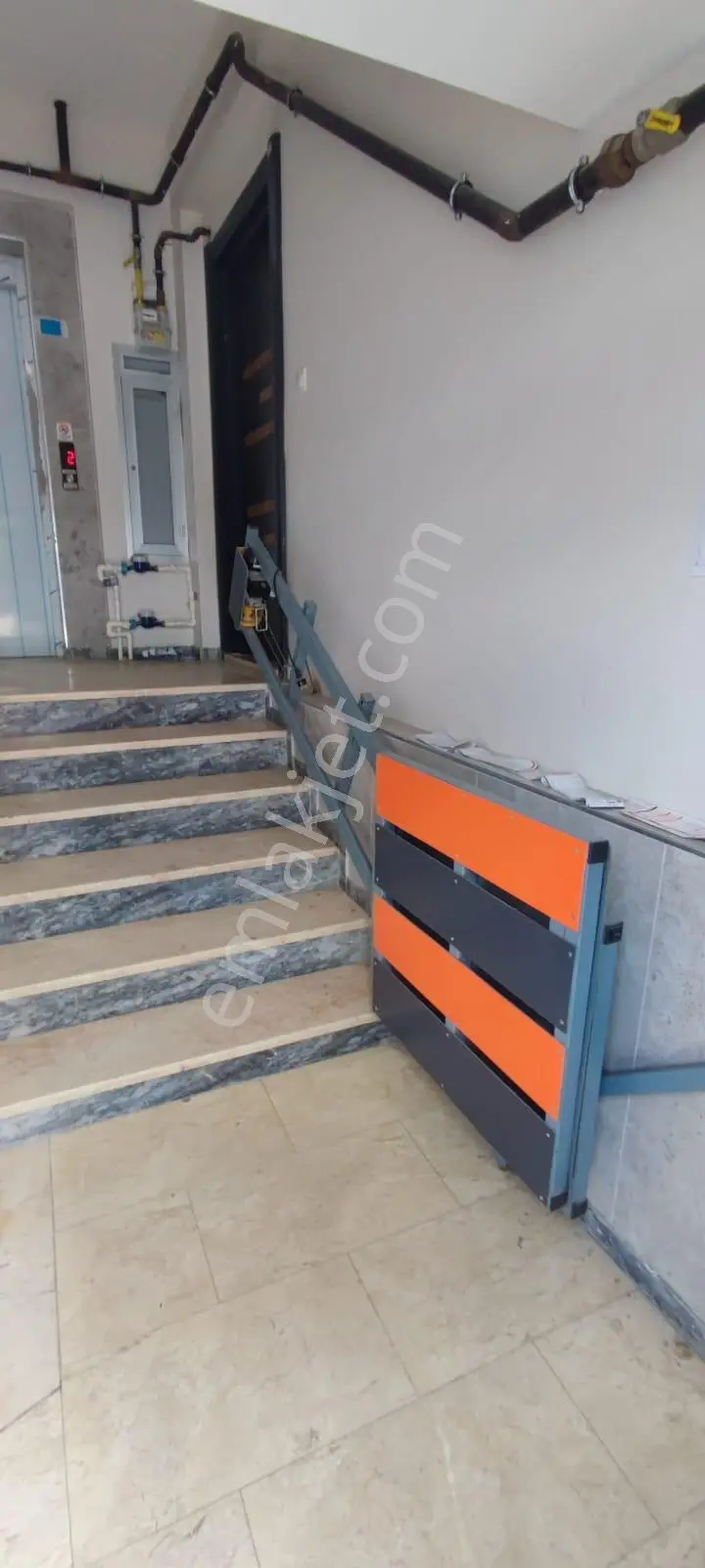 Özsoy Emlak Edirne'den Erasta Arkası 1+1 Eşyalı Kiralık Daire - Görsel 2