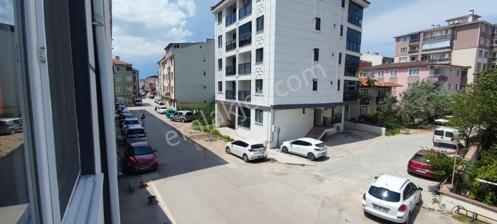 Özsoy Emlak Edirne'den Erasta Arkası 1+1 Eşyalı Kiralık Daire - Görsel 24