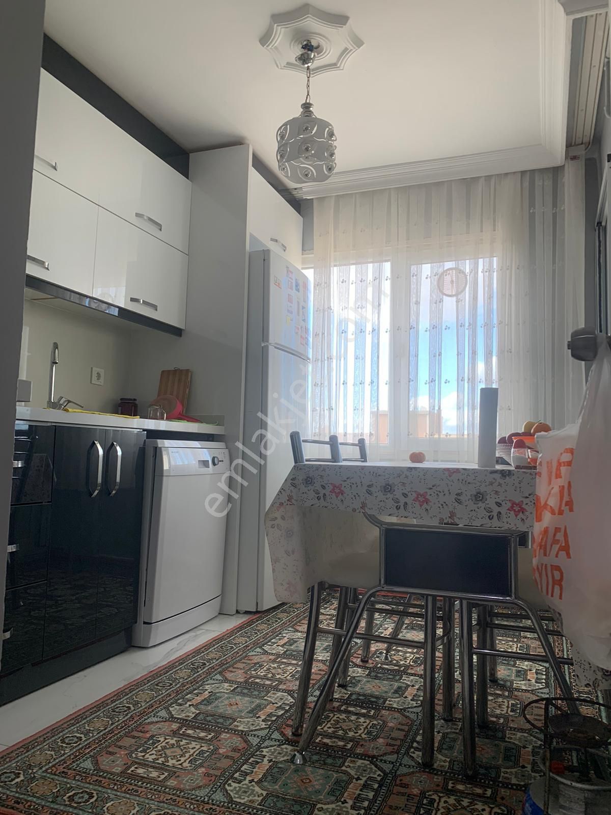 Menemen İstiklal Mahallesinde Tadilatlı 3+1 130 M2 Satılık Daire - Görsel 15