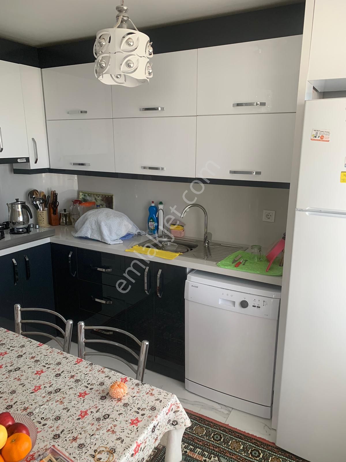 Menemen İstiklal Mahallesinde Tadilatlı 3+1 130 M2 Satılık Daire - Görsel 14