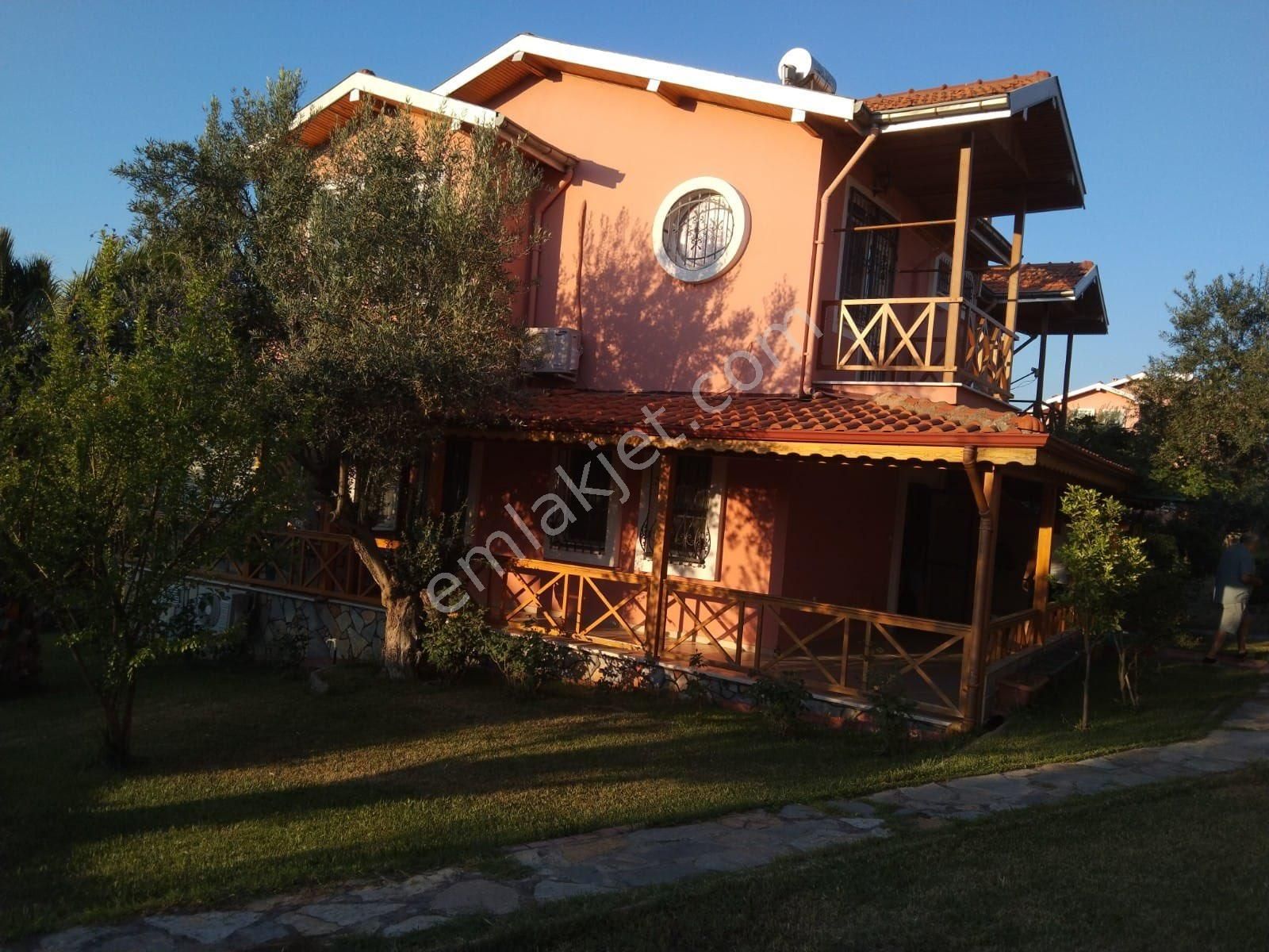Gömeç Karaağaç Satılık Villa Eşsiz Güzelikte Denize 200 metre 3+1 Villa
