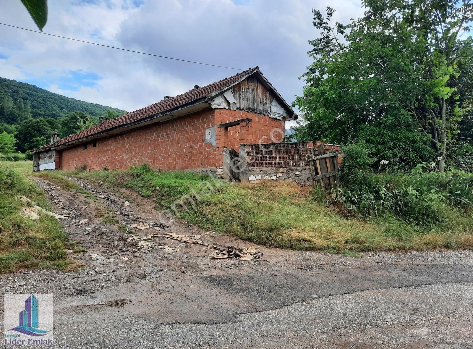 3380 M2 Arsa Üzerine Kurulu Süper Konumda Köy Evimiz Satılıktır - Görsel 25