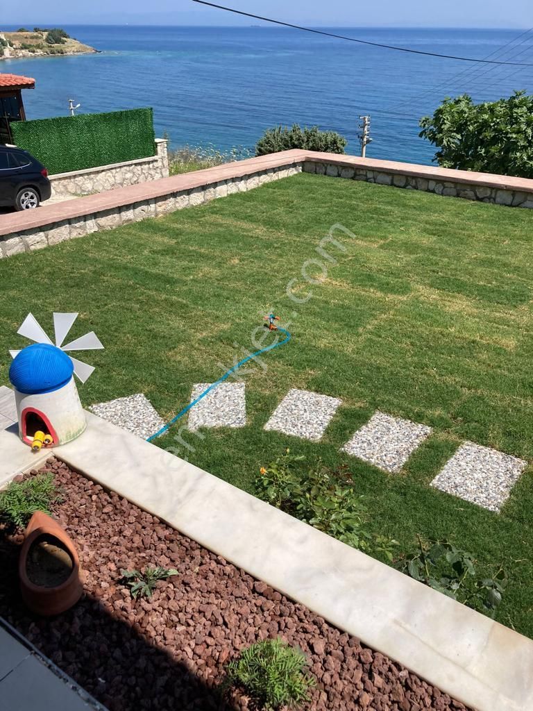 Karaburun Merkez Satılık Villa Koyuncu Group Tan Karaburun Da Denize Sıfır Villa