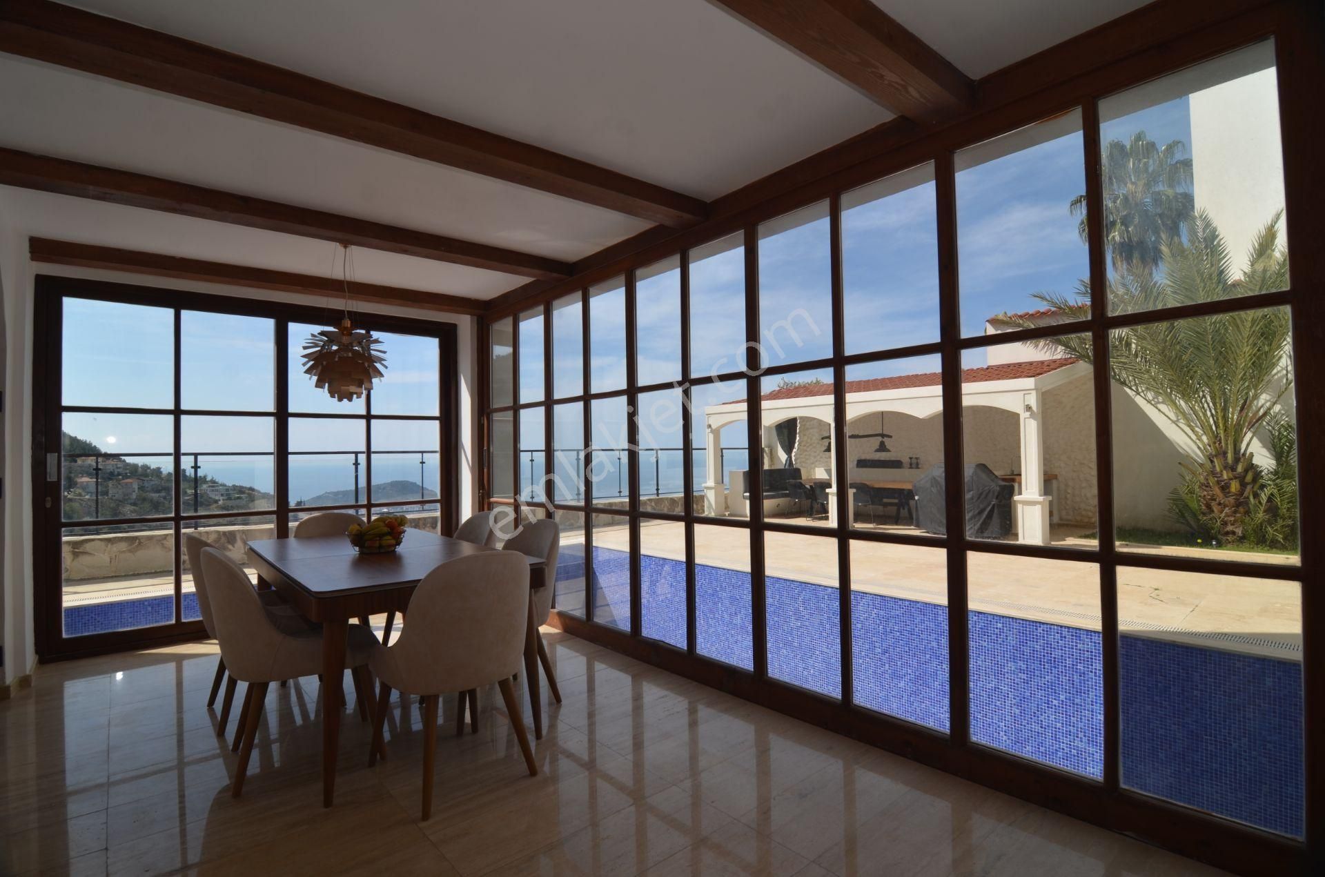 Alanya Tepe Mah Oasis Sky Club' Ta Satılık Özel Yüzme Havuzlu Villa - Görsel 14