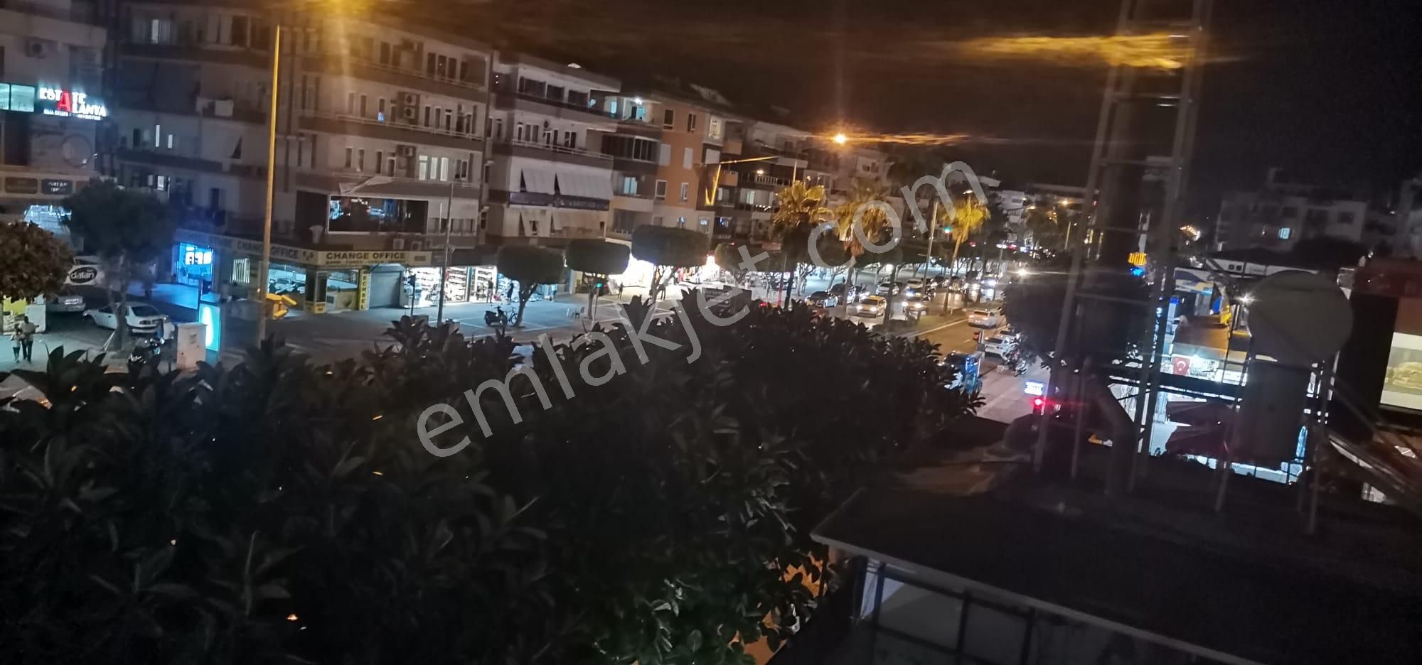 Alanya Merkez De Satılık 2+1 Bakımlı Daire Denize Yakın Daire - Görsel 32