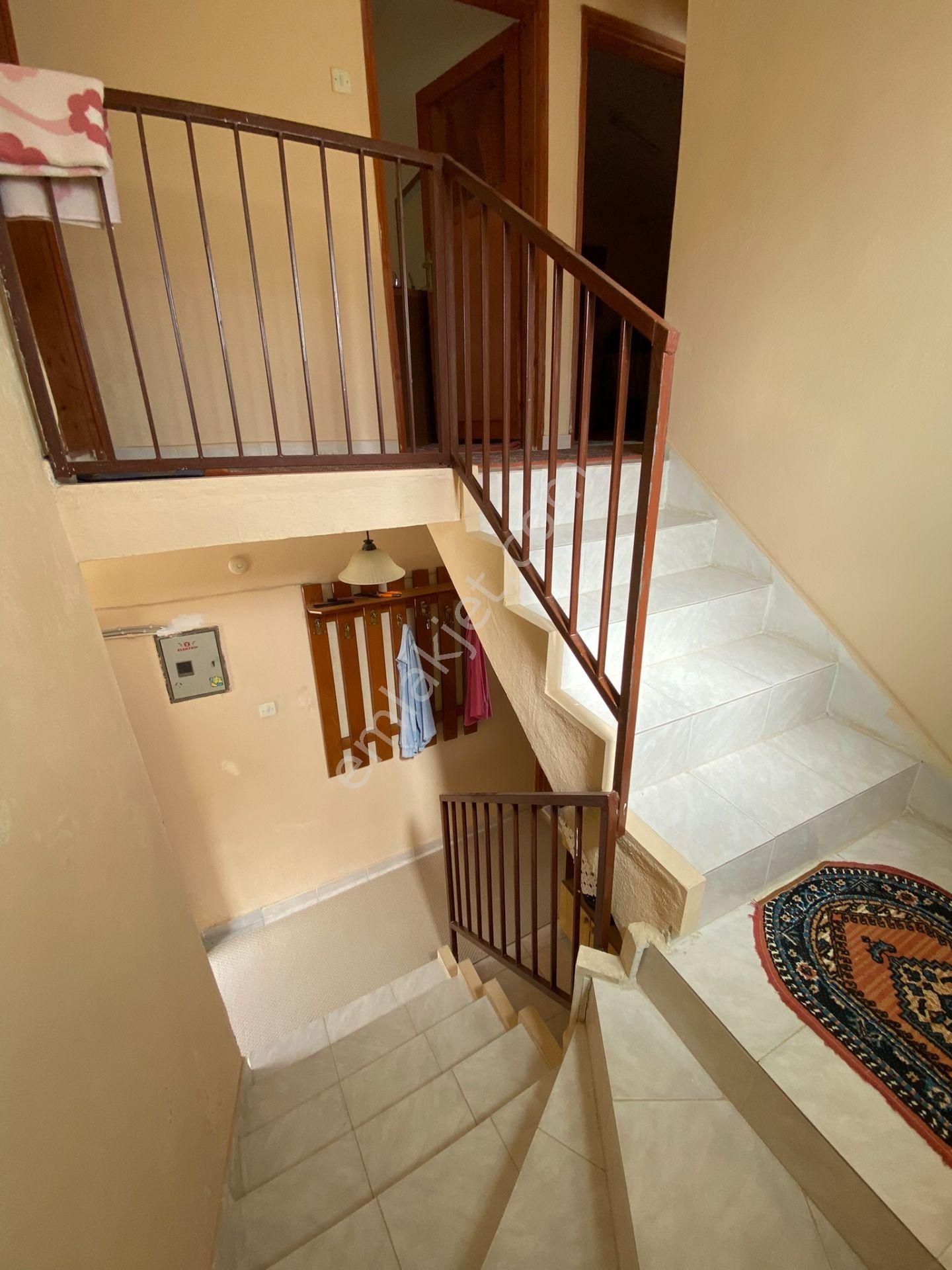 Gözne-ayvagediği Manzaralı Satılık Eşyalı Triplex Villa - Görsel 14