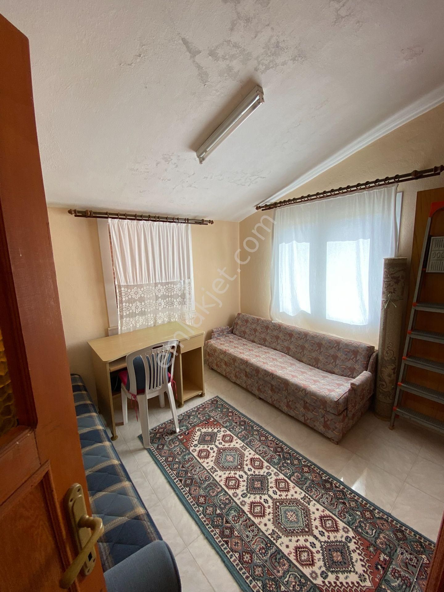 Gözne-ayvagediği Manzaralı Satılık Eşyalı Triplex Villa - Görsel 11