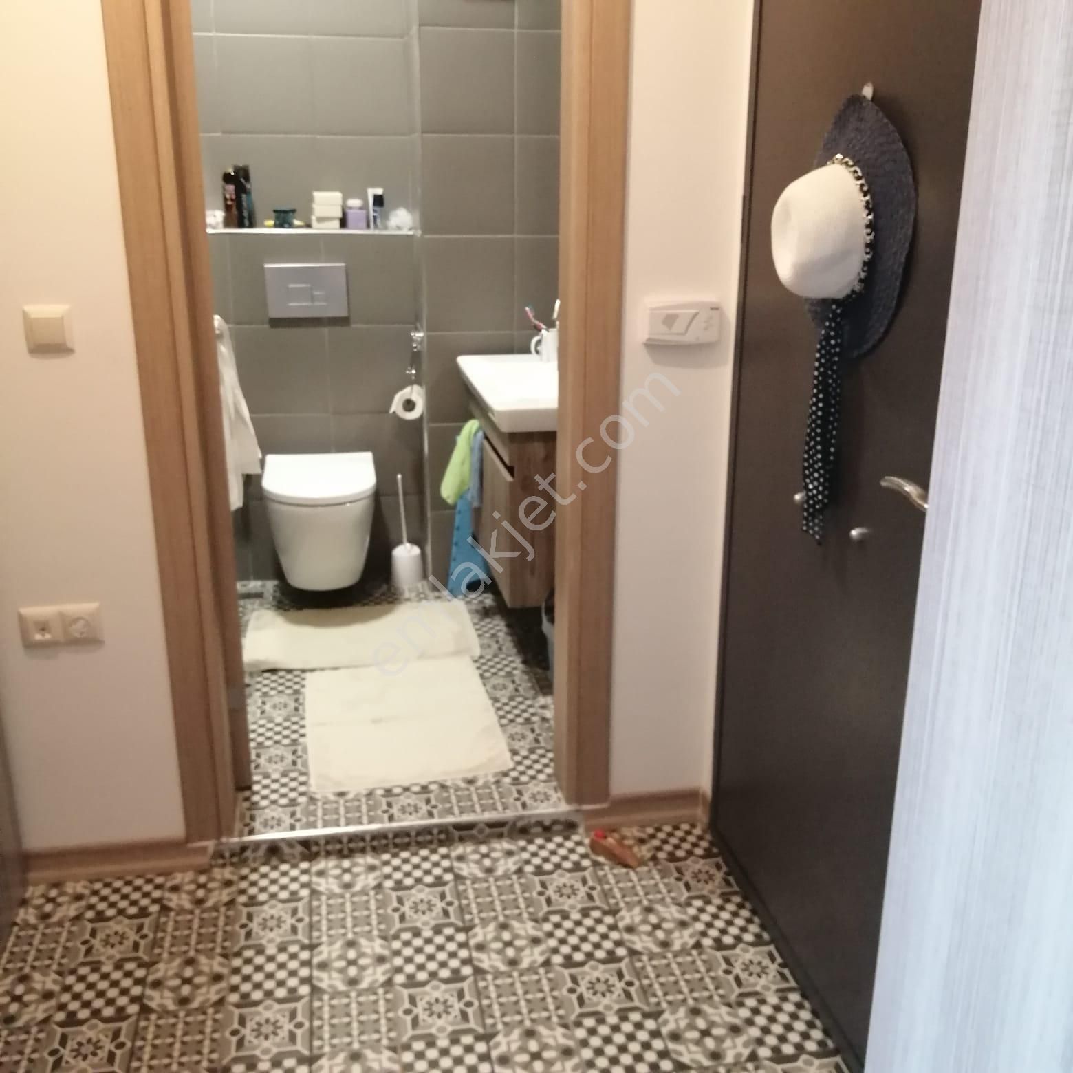 Bayan Öğretmene Güvenli Ve Nezih Sitede Sıfır Eşyalı Yeni Daire - Görsel 11