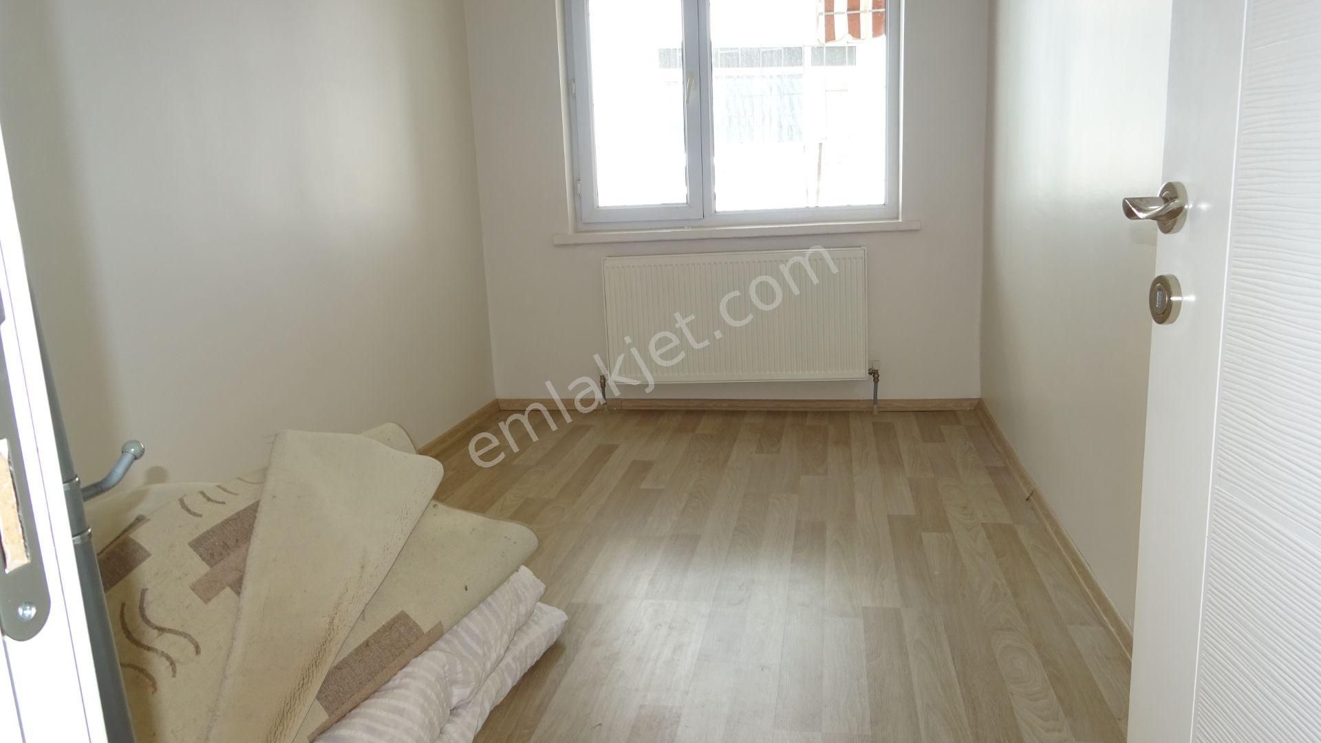 Abdinpaşa ,kısıklı Sk.ta, Ful Yapılı ,y.giriş ,balkonlu ,yalıtımlı - Görsel 3