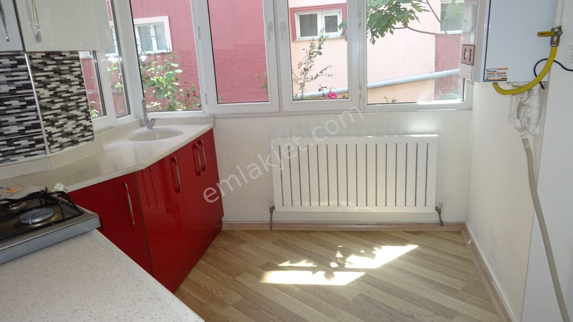 Abdinpaşa ,kısıklı Sk.ta, Ful Yapılı ,y.giriş ,balkonlu ,yalıtımlı - Görsel 8