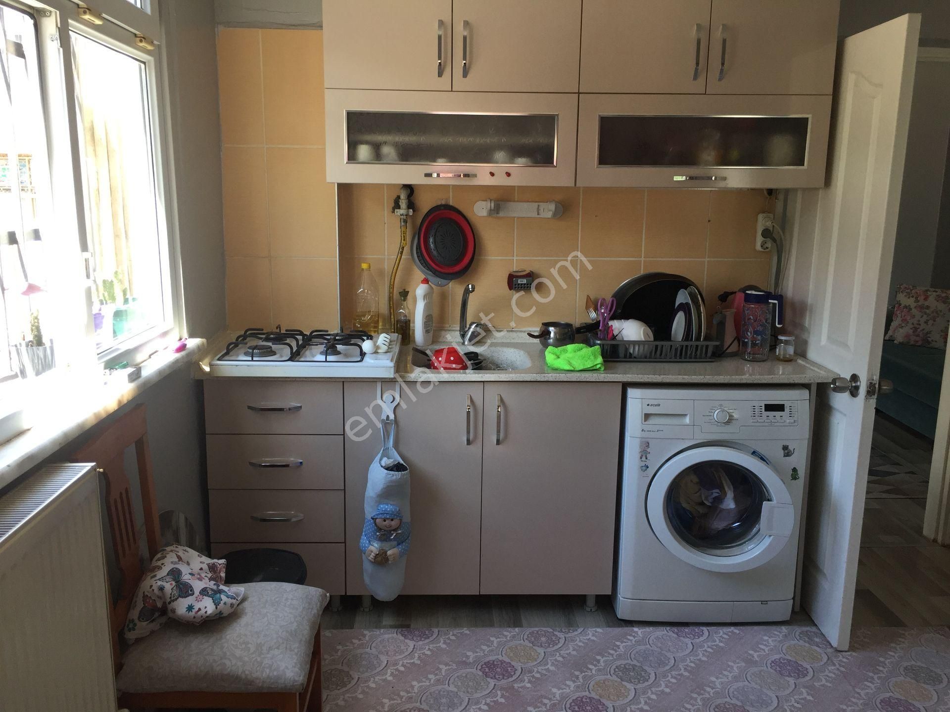 Sümbülefendi-hacı Piri Sk.-perşembe Pazarında -bahçeli 2 Ad. Daire - Görsel 16