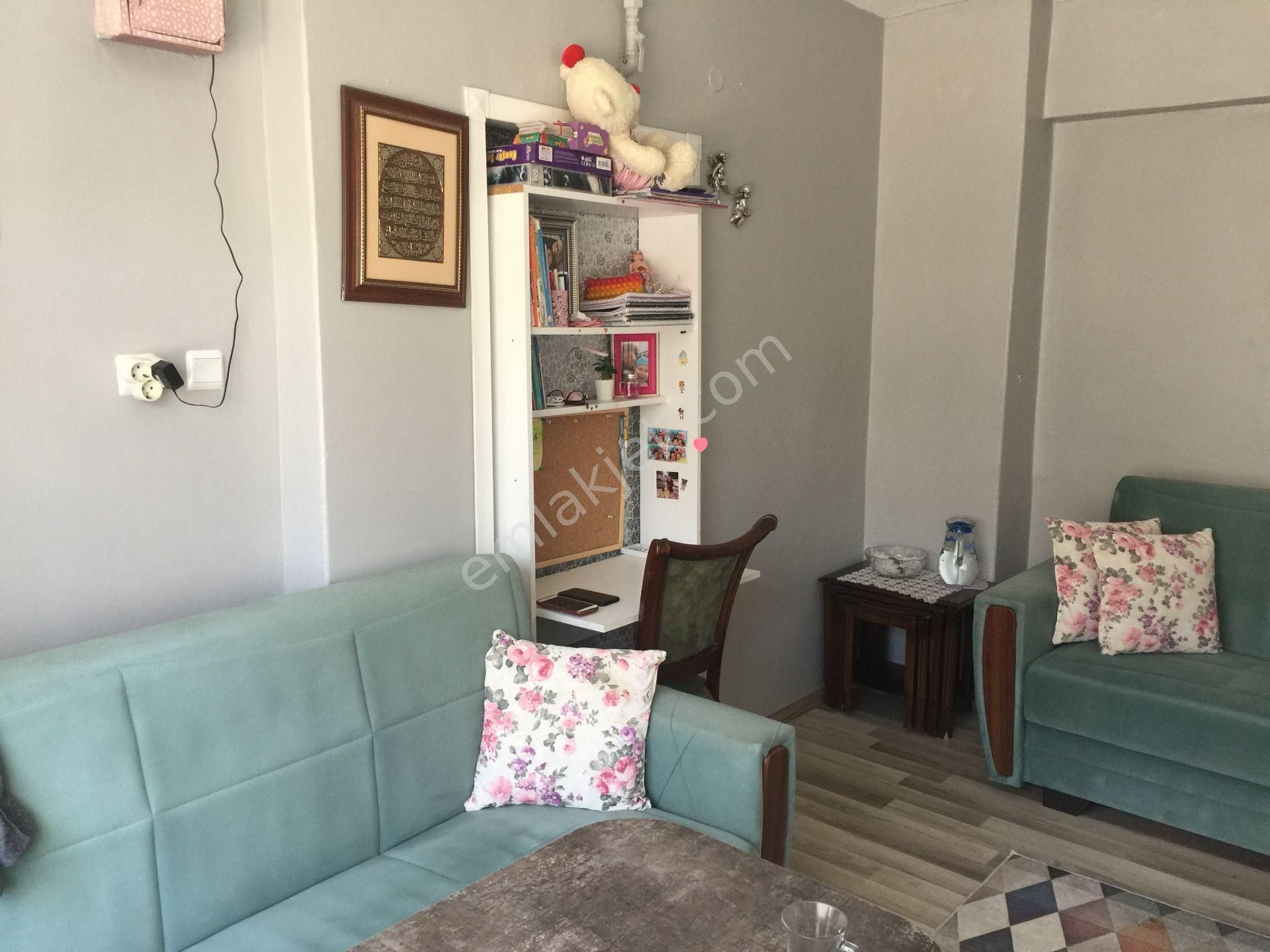 Sümbülefendi-hacı Piri Sk.-perşembe Pazarında -bahçeli 2 Ad. Daire - Görsel 27