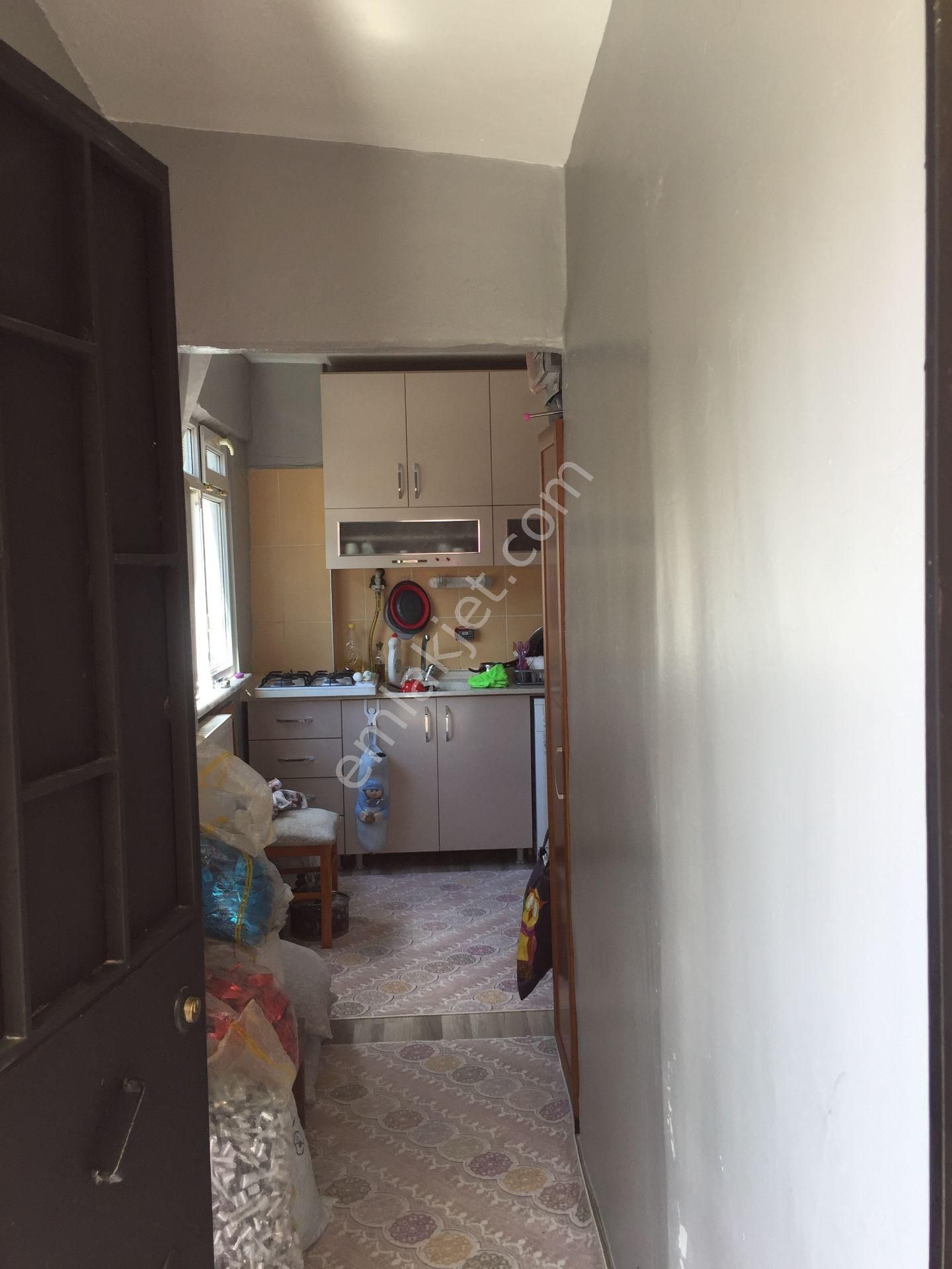 Sümbülefendi-hacı Piri Sk.-perşembe Pazarında -bahçeli 2 Ad. Daire - Görsel 15