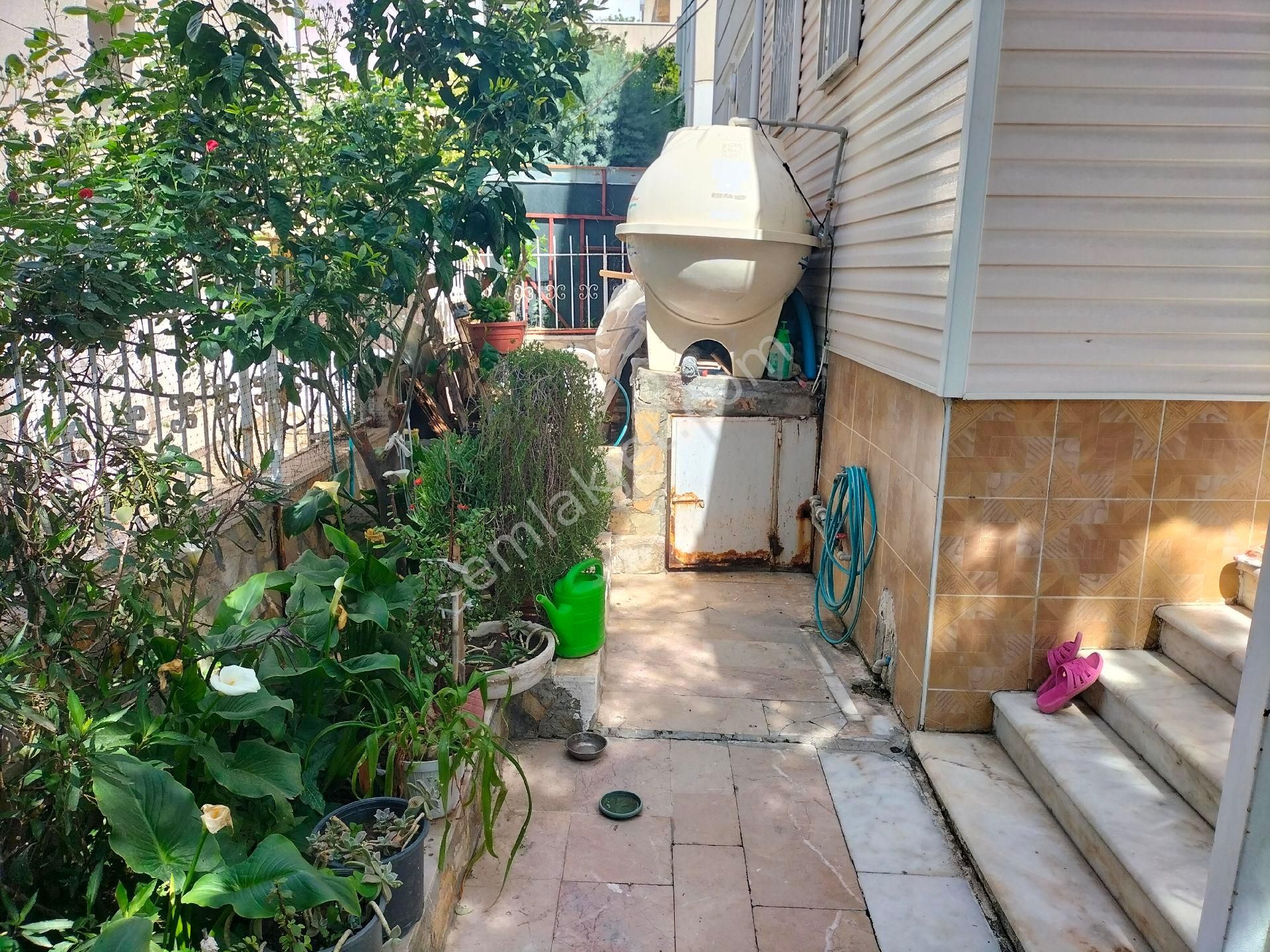 Aydın Kuşadası Türkmen Mahallesinde 5+1 Bahçeli Villa - Görsel 29