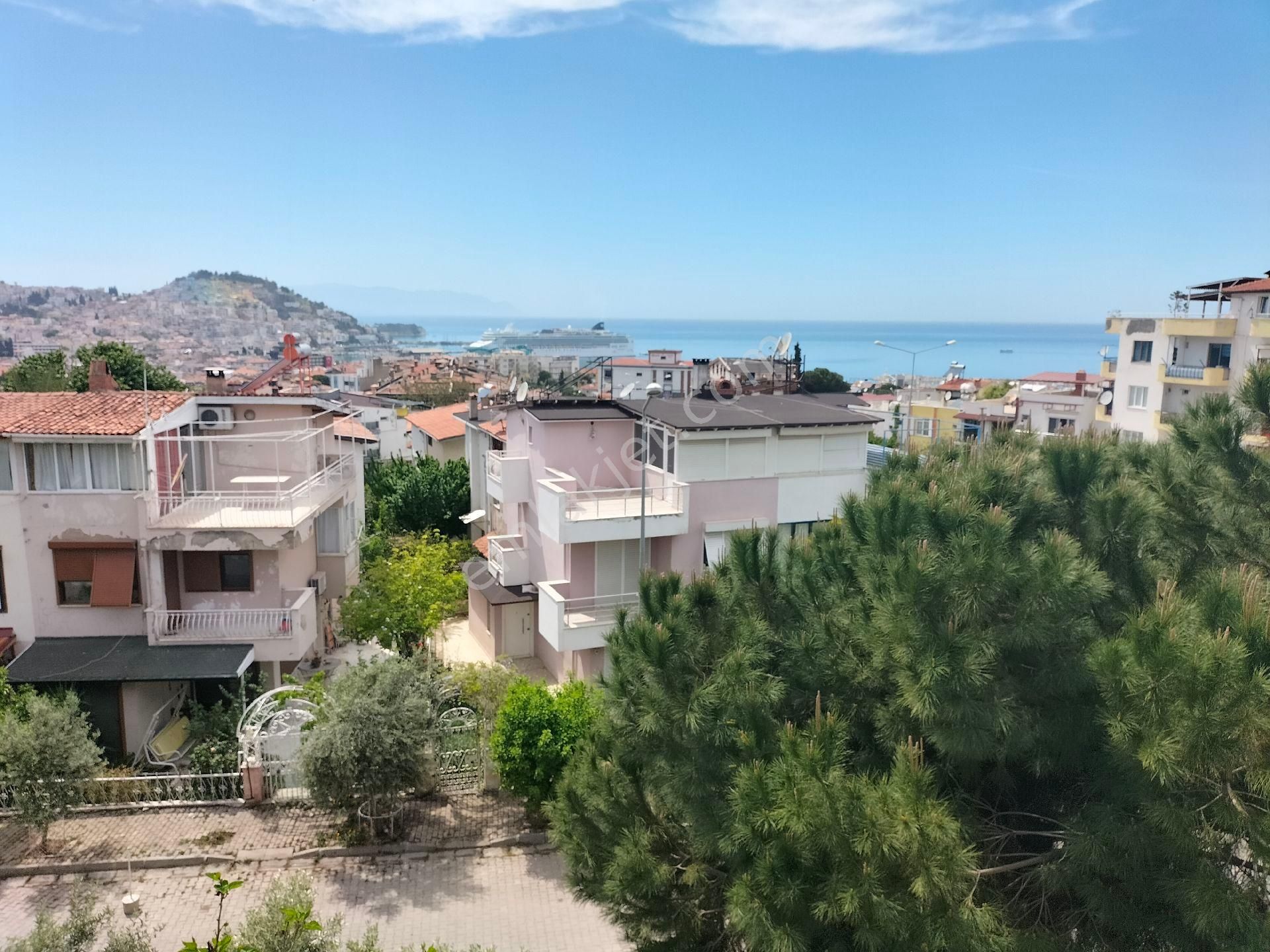 Aydın Kuşadası Türkmen Mahallesinde 5+1 Bahçeli Villa - Görsel 31