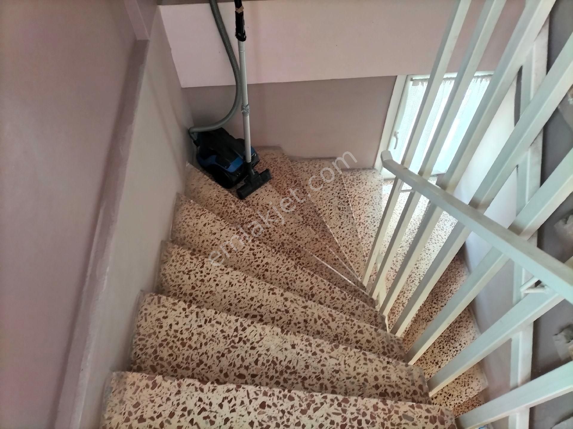 Aydın Kuşadası Türkmen Mahallesinde 5+1 Bahçeli Villa - Görsel 19