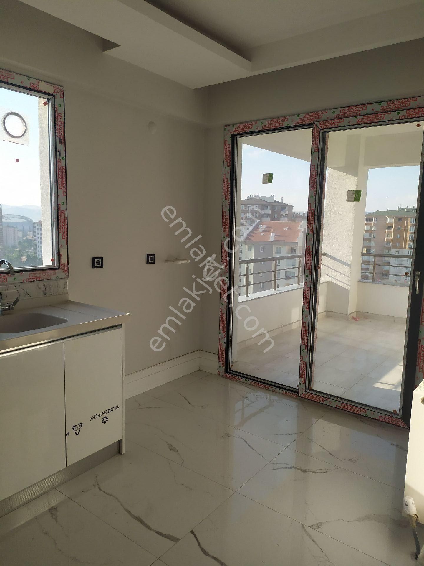 Esentepe mahallesi 175 metrekare full yapılı çift banyo krediye uygun tapulu satılık daire