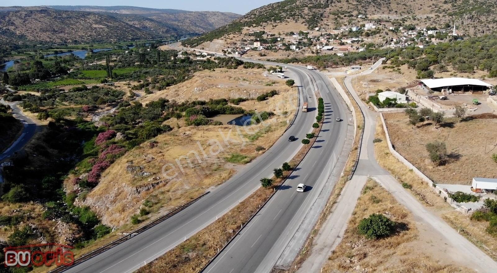 Ayvacık'ta Manisa Asfaltına Cepheli Satılık Depo İmarlı Arsa - Görsel 3