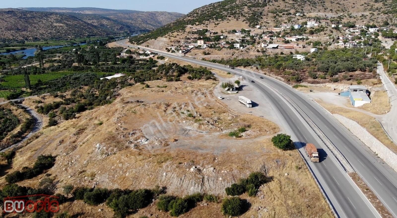 Ayvacık'ta Manisa Asfaltına Cepheli Satılık Depo İmarlı Arsa - Görsel 6