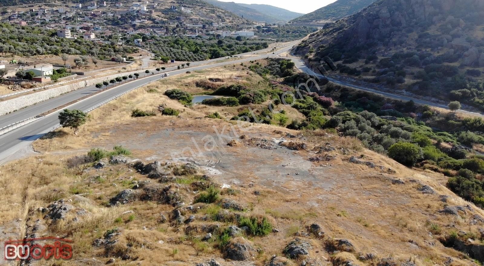 Ayvacık'ta Manisa Asfaltına Cepheli Satılık Depo İmarlı Arsa - Görsel 4