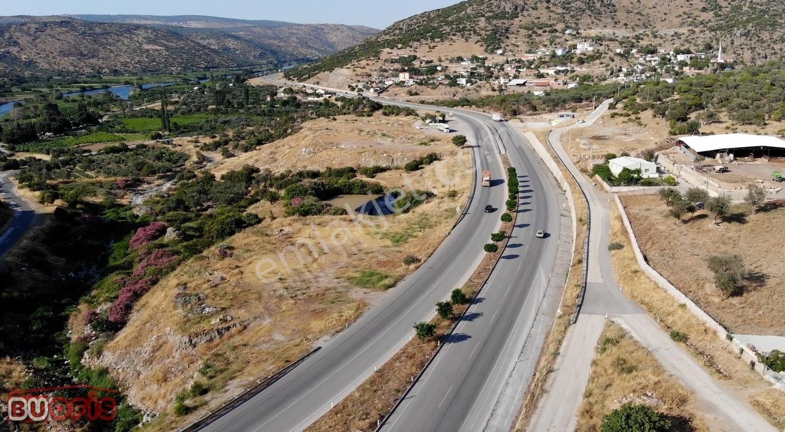 Ayvacık'ta Manisa Asfaltına Cepheli Satılık Depo İmarlı Arsa - Görsel 8