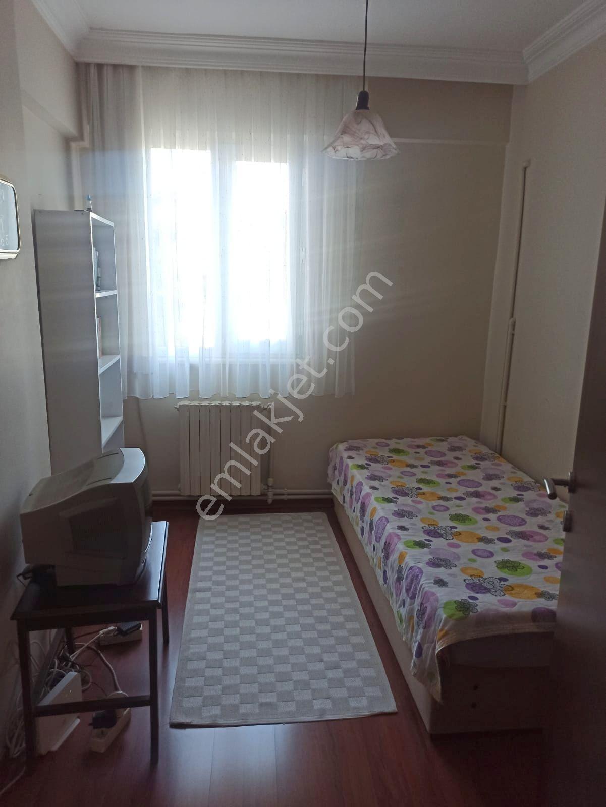 Kavacık Merkez'de Site İçinde Eşyalı 3+1 Kiralık Daire - Görsel 12