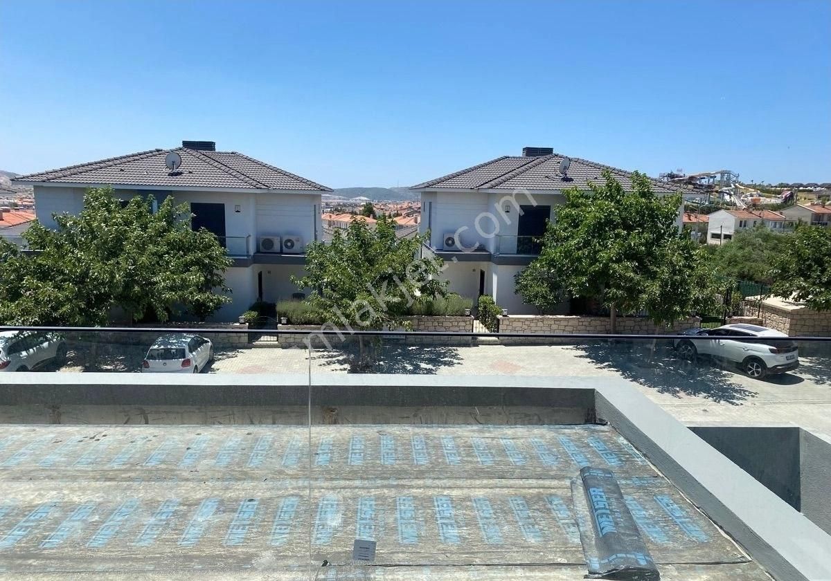 Çeşme Alaçatıda Satılık Havuzlu Lüks Villa - Görsel 13