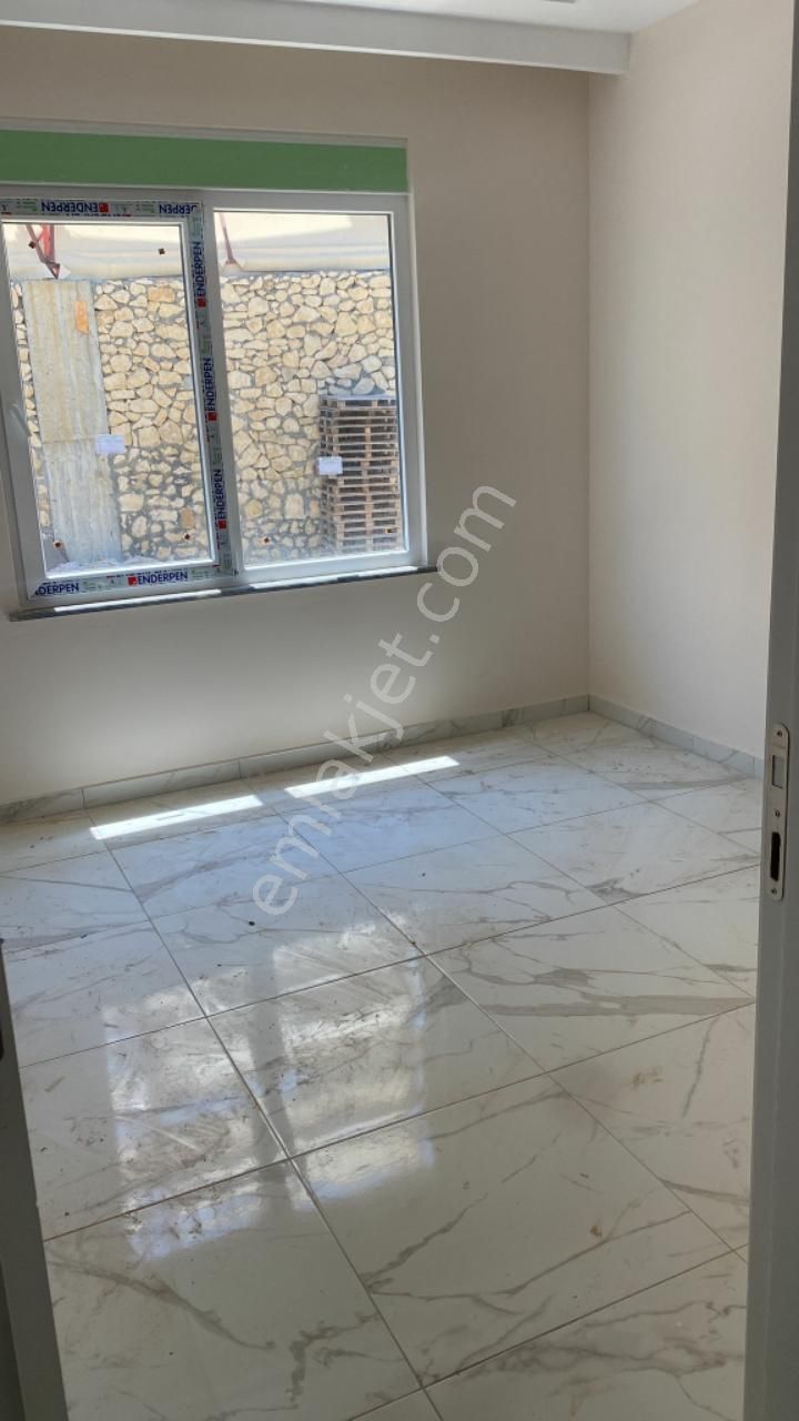 https://imaj.emlakjet.com/listing/11650943/3C23FF8FA8CA8C90533BD8D2886B5D2B11650943.jpeg